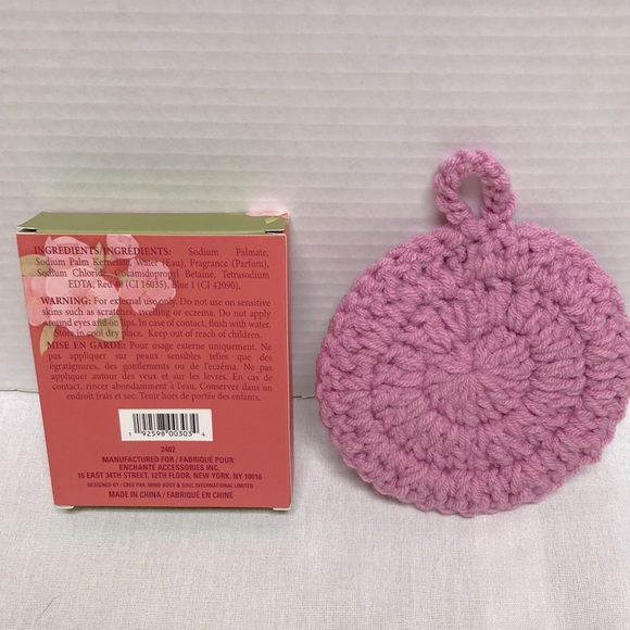 CHERRY BLOSSOM Soap with Crochet Scrubbie Washcloth Gift Set 5 inch Round - Picture 6 of 9